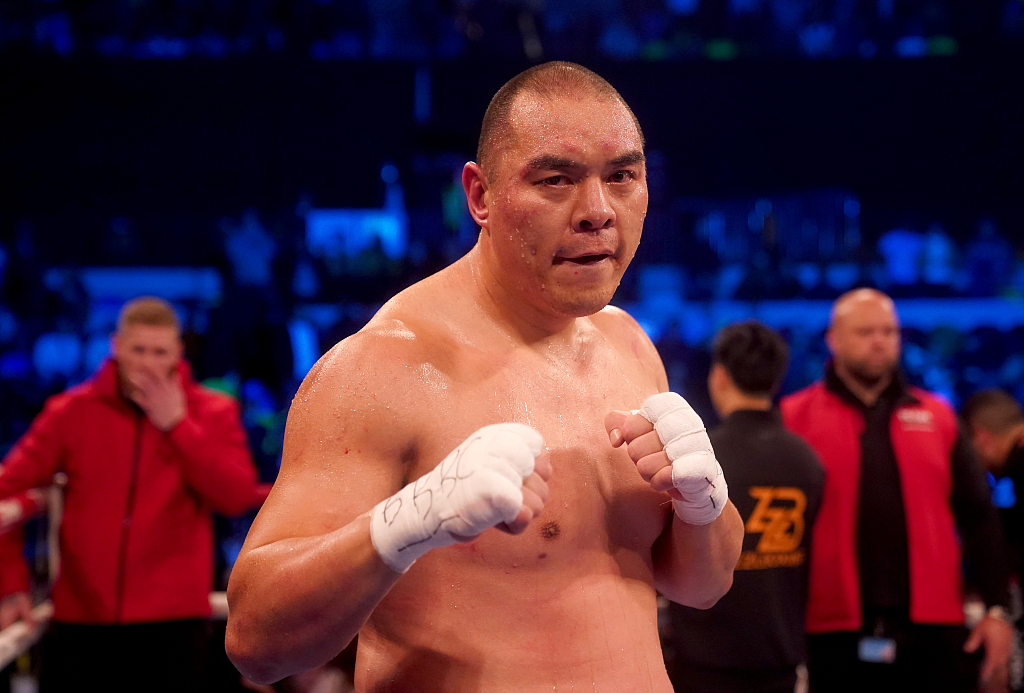 Zhang says Joshua and his promoter, Eddie Hearn, are trying to find ways to avoid fighting him. /CFP